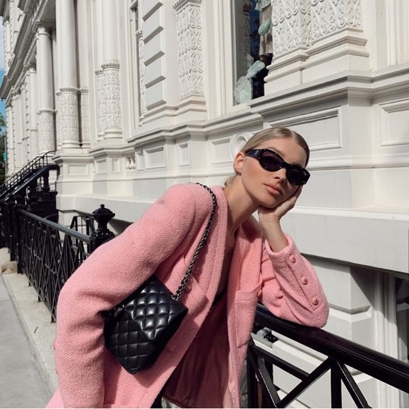 Chanel - Picture 4 of 7